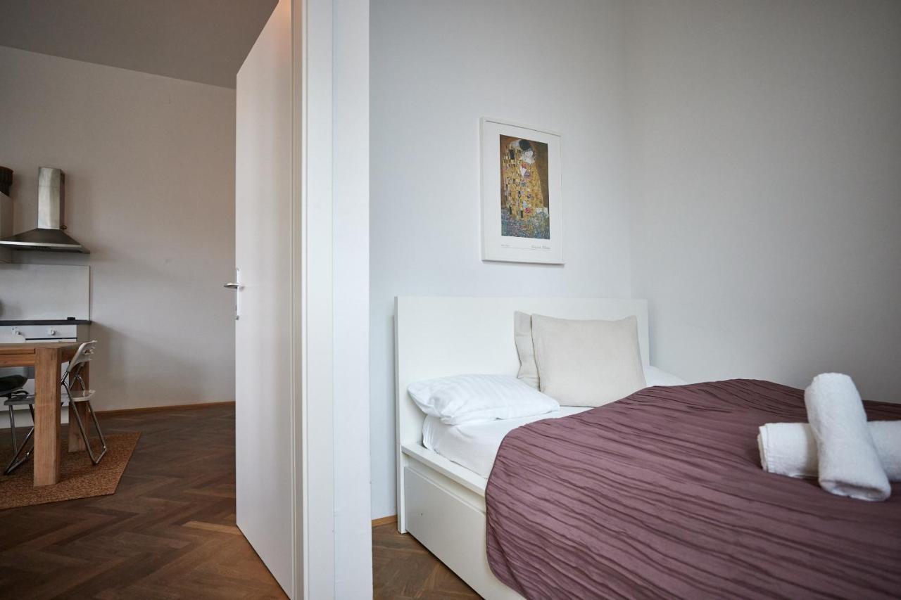 Beautiful Restored - Close To Metro - II Wien Exteriör bild